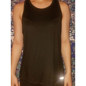 black tank